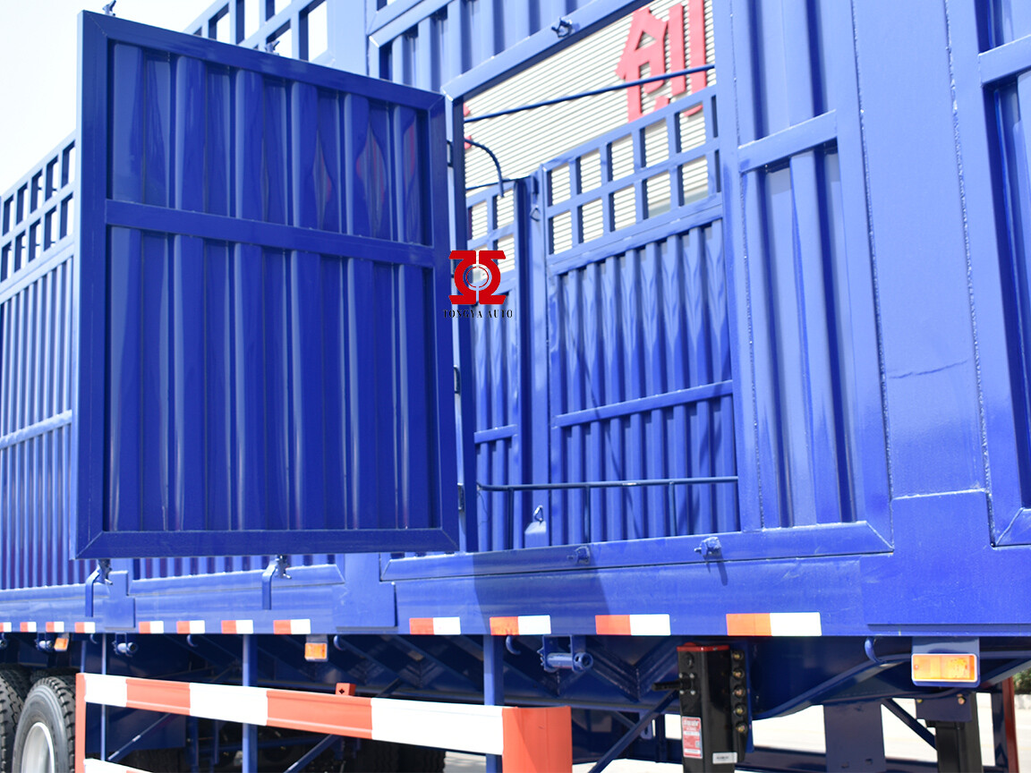 4-ОСНЫЙ ПОЛУПРИЦЕП С ОГРАЖДЕНИЕМ ДЛЯ ПЕРЕВОЗКИ СЫПУЧИХ ГРУЗОВ