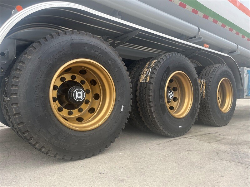 Semirremolque cisterna de combustible 45000L