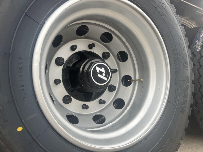 Remolque cisterna para cemento de 28T