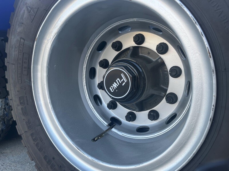 Semirremolque de plataforma baja