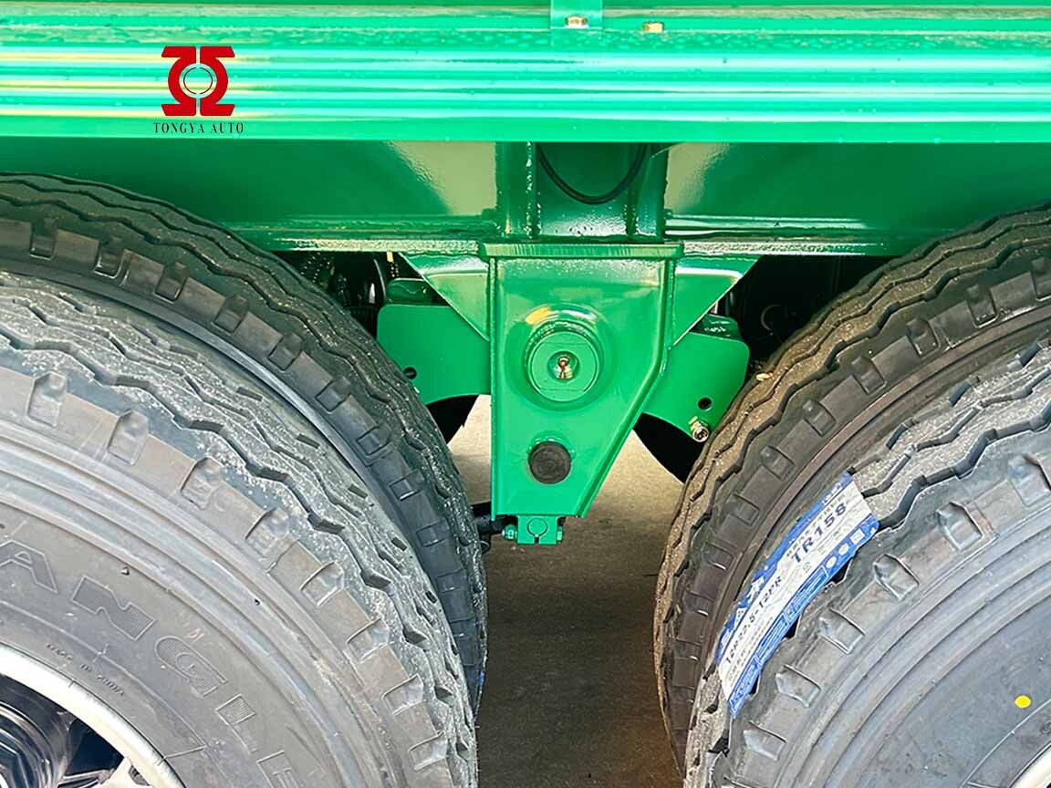 Semirremolque cisterna de cemento a granel de 3 ejes