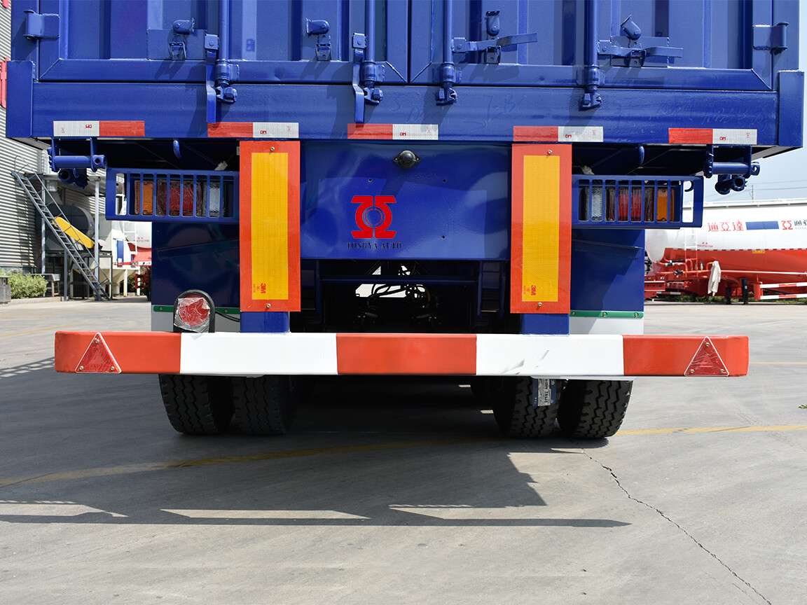 SEMIRREMOLQUE VALLA DE TRANSPORTE DE CARGA A GRANEL DE 4 EJES