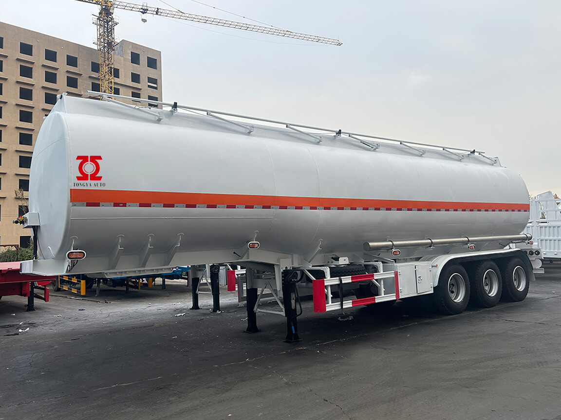 Venta de semirremolque cisterna de combustible de 3 ejes