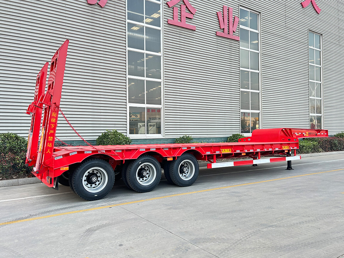 3 ejes 60T cama baja semirremolque con cuello de cisne