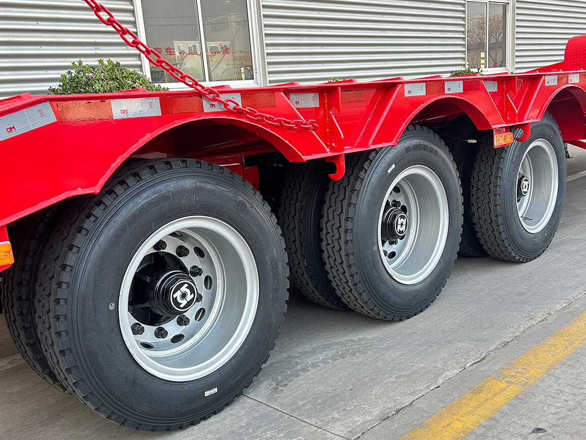 3 ejes 60T cama baja semirremolque con cuello de cisne