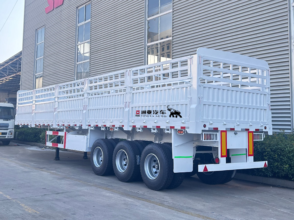 Semirremolque de valla para transporte de carga a granel de 3 ejes
