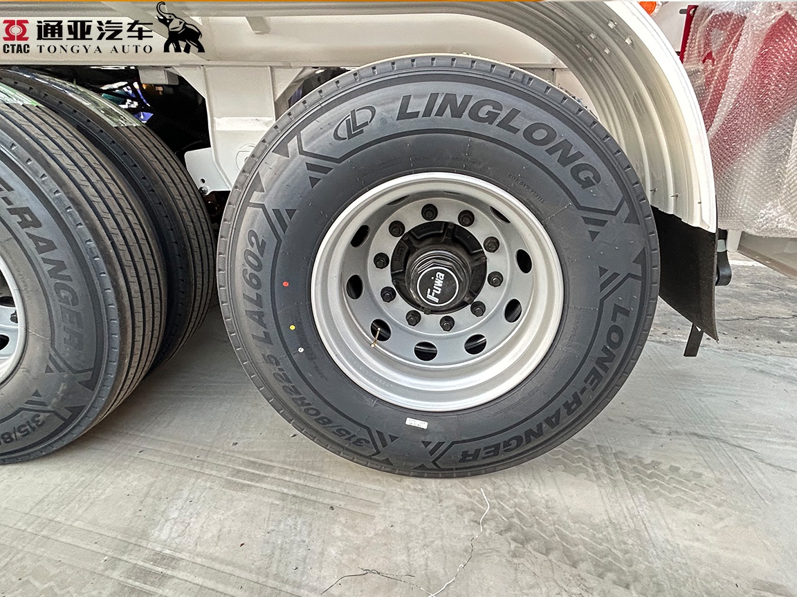 Semirremolque Cisterna de Combustible de 4 Ejes 54000 Litros