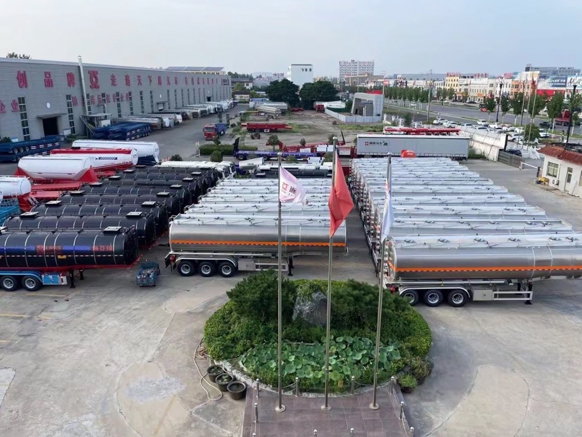 Tongya Automobile Co.,Ltd--Fábrica profesional de producción de semirremolques cisterna