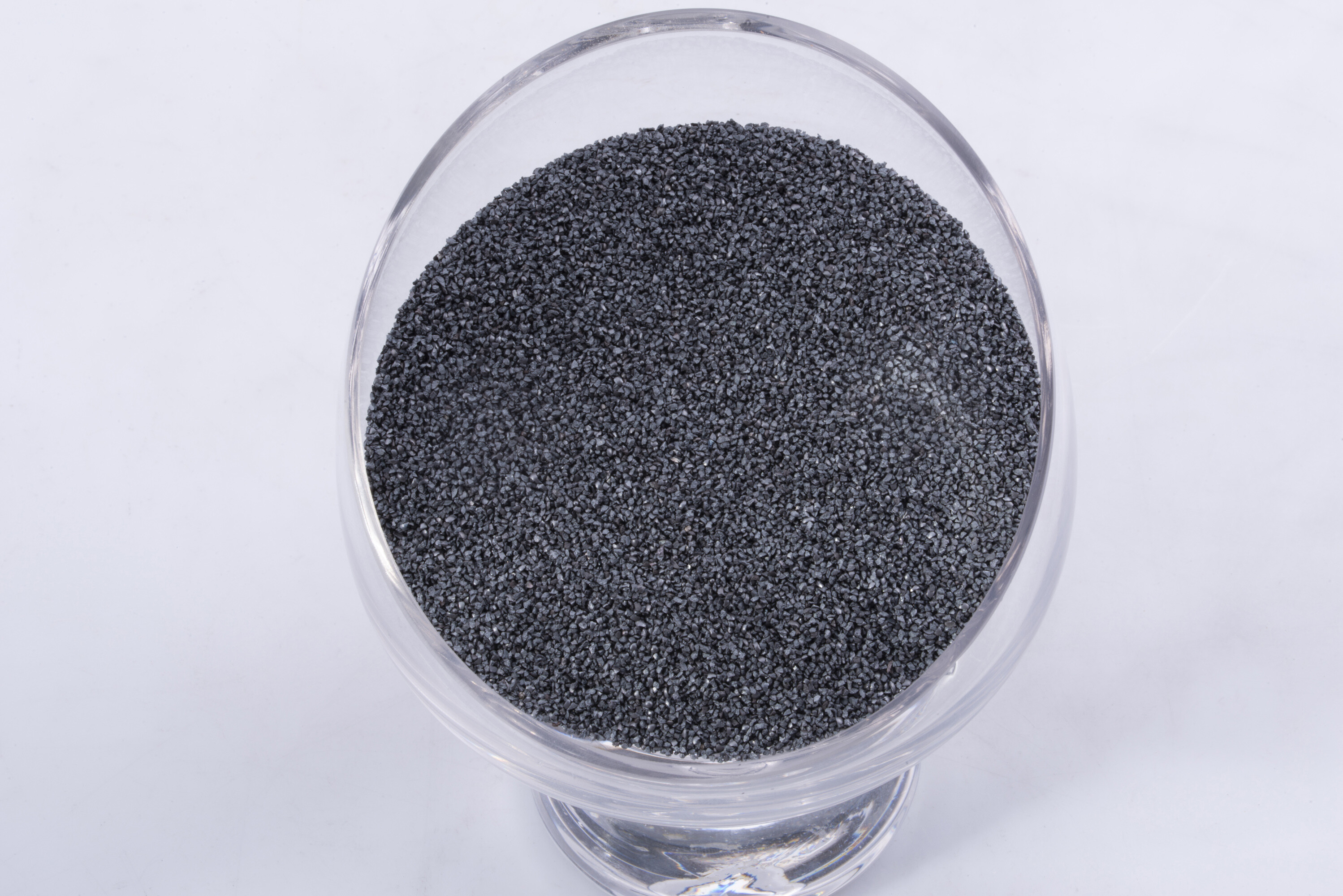 Granalla de acero con alto contenido de carbono