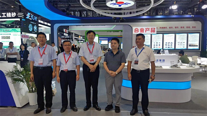 Fengerda participó en la "Exposición de Fundición de Shanghai" y brilló en la "Perla Oriental"