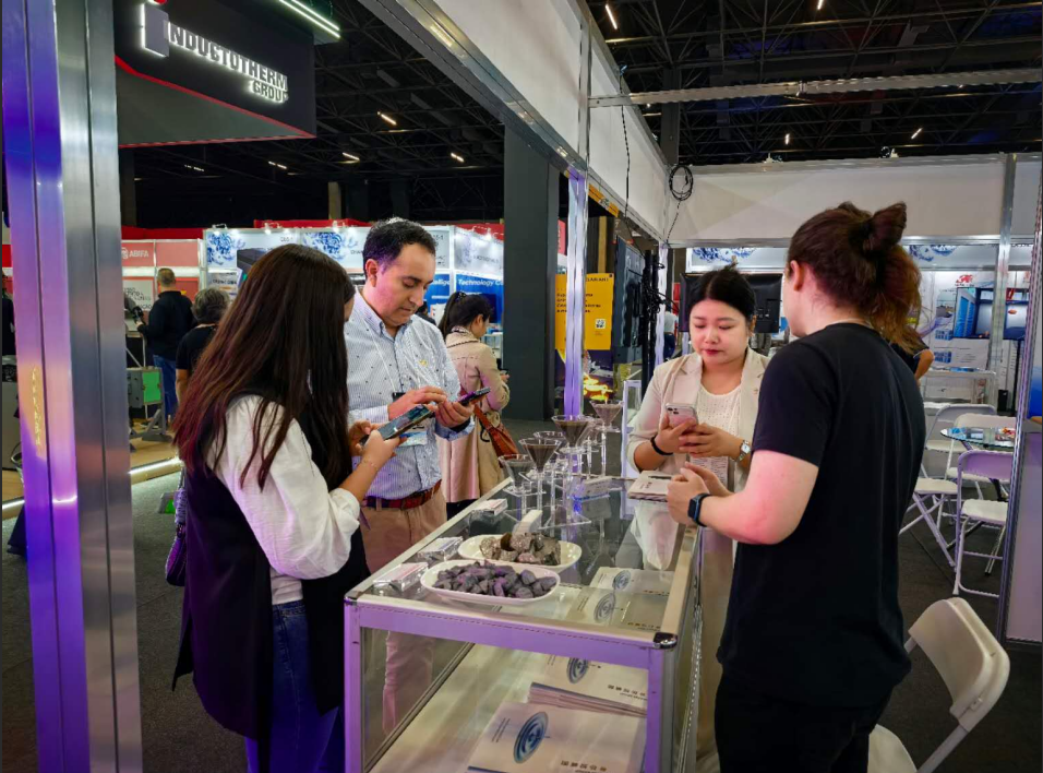 ¡FengErDa Group Metals causa sensación en la Exposición de Fundición FENAF de Brasil!