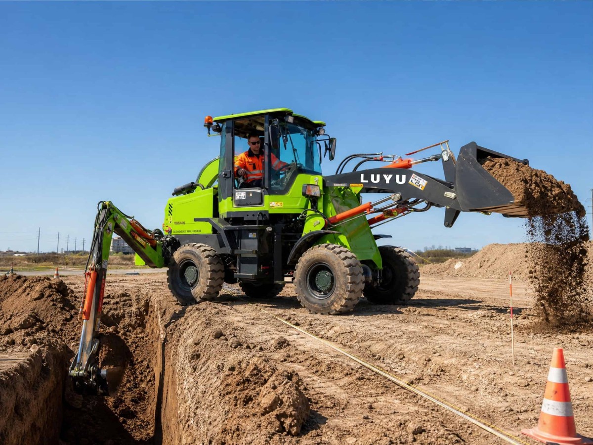 BACKHOE LOADER LUYU (2)