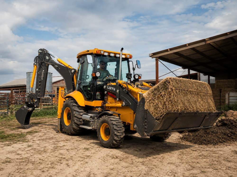 Backhoe Loader LUYU (4)