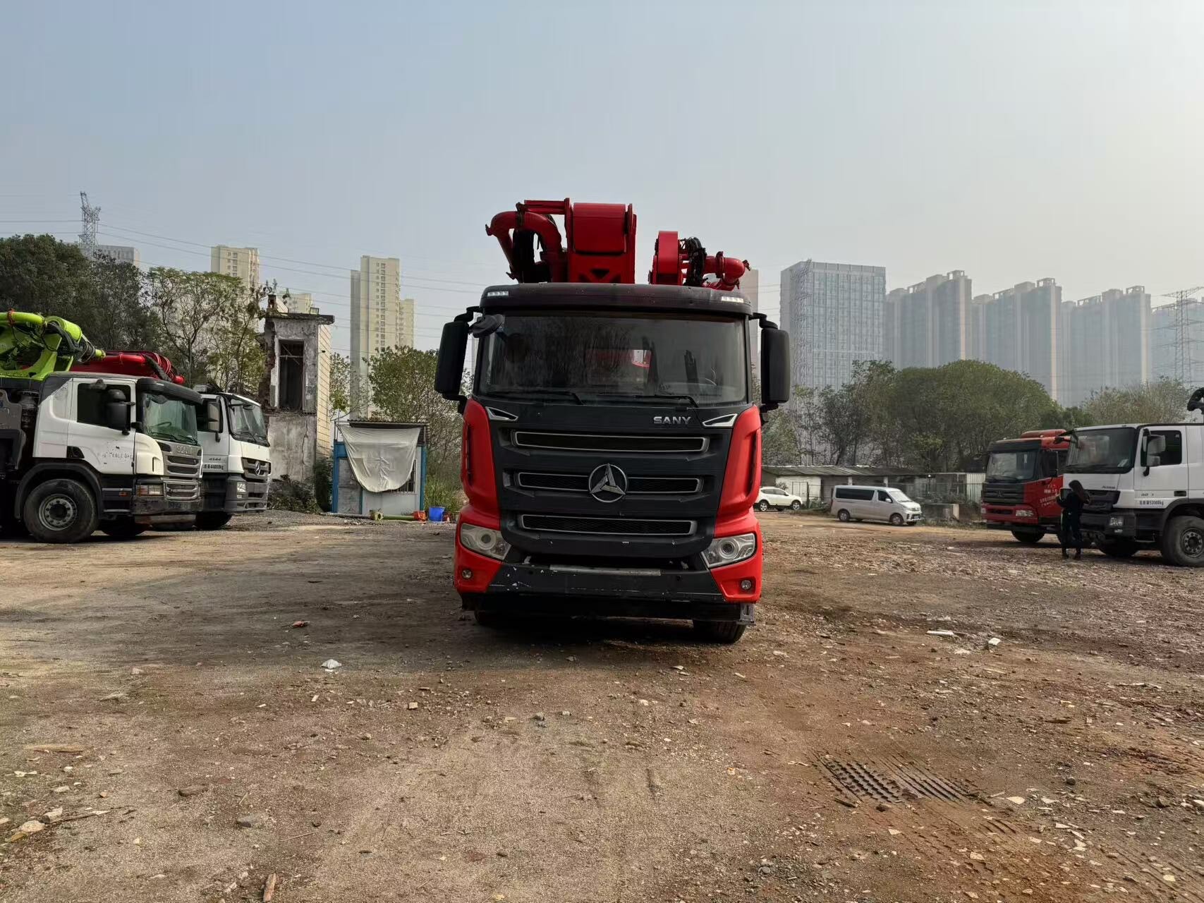 Camión Bomba de Hormigón-62M