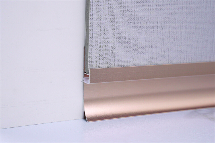 Wall panel embedded with lamp belt skirting line
