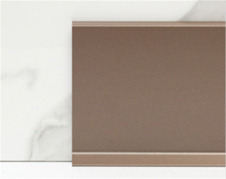 09 thick glue skirting