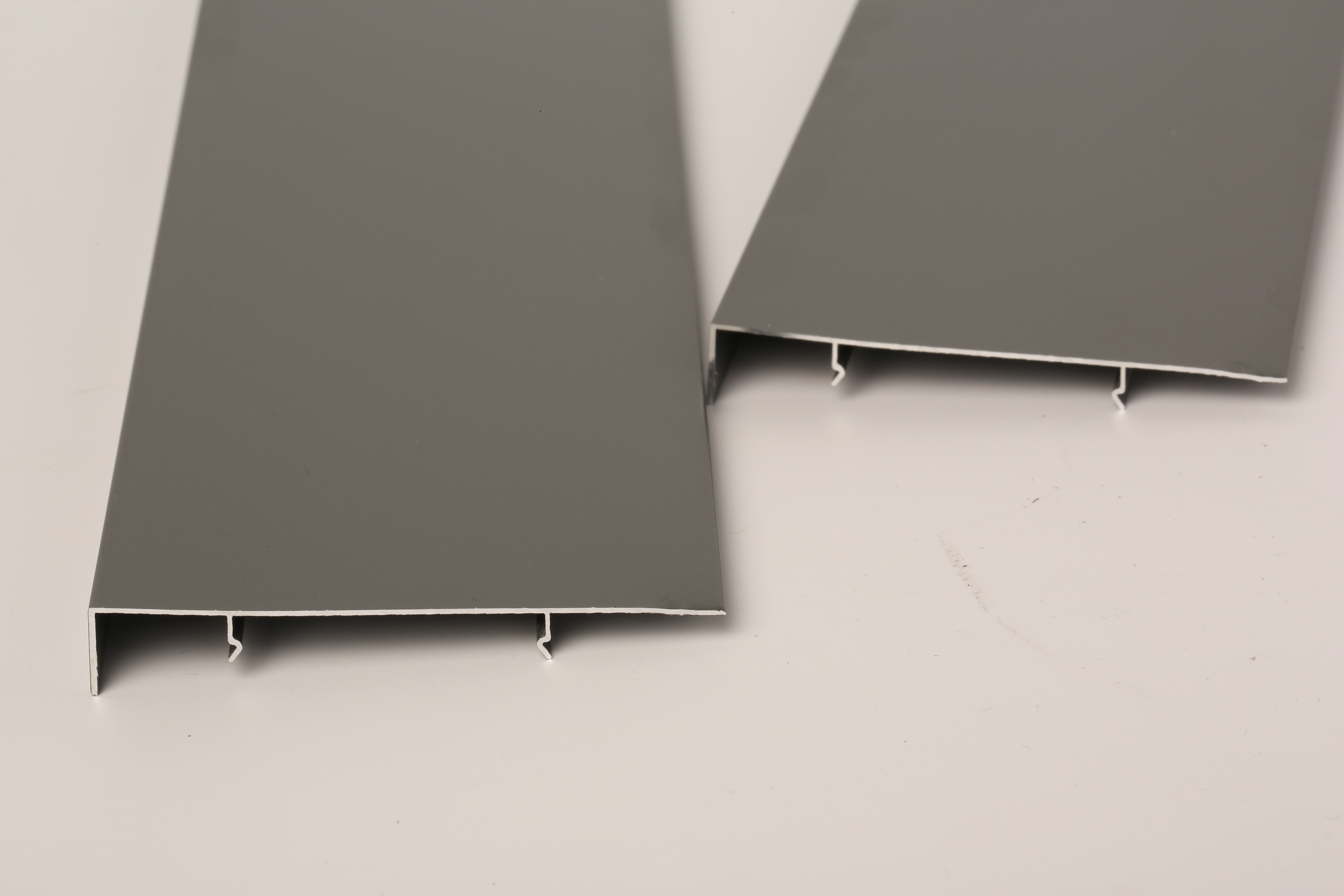 06 thick straight plate with baseboard clamped.