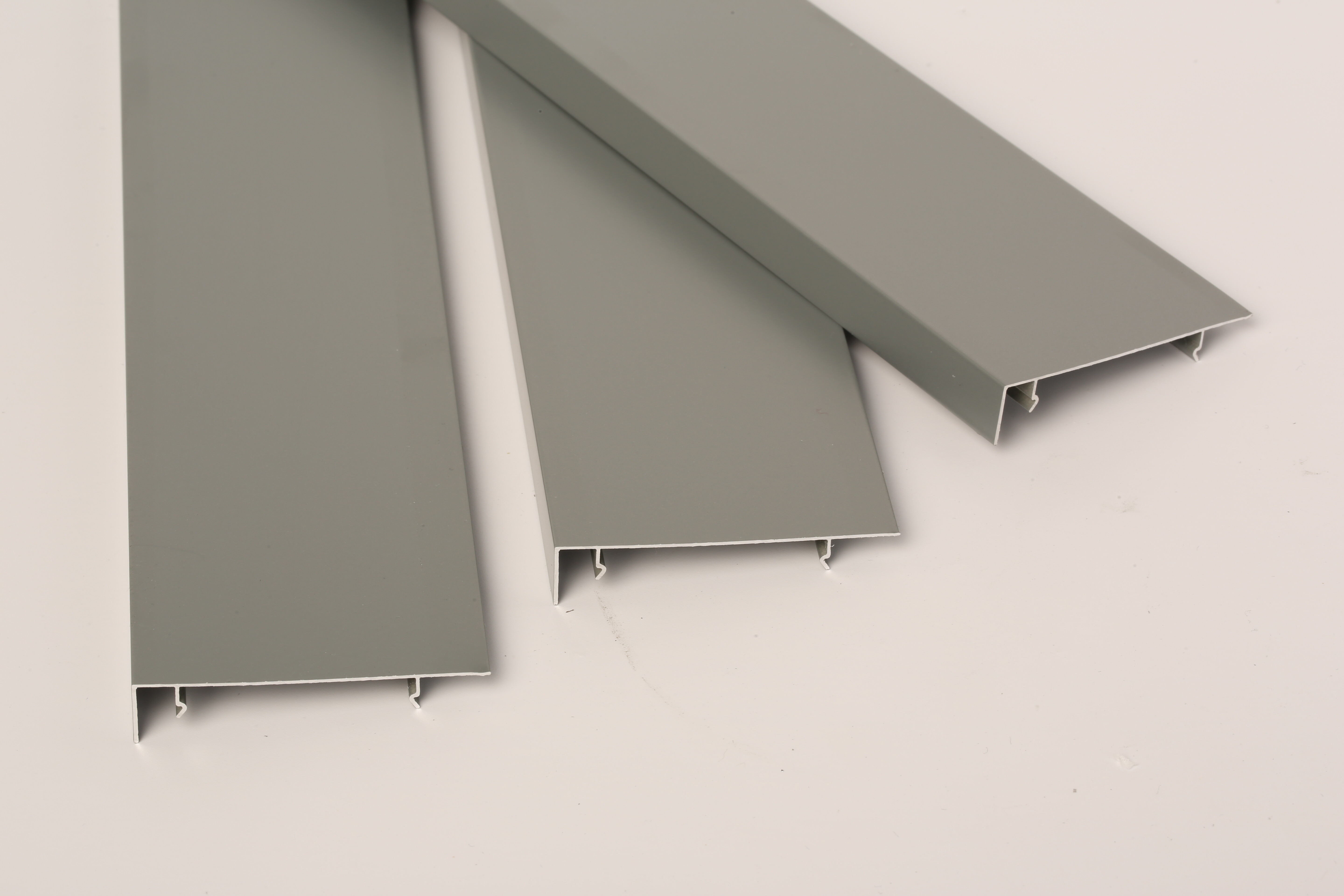 09 thick straight plate with baseboard clamped.