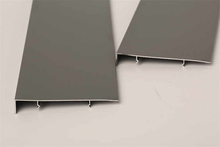 10-thick straight plate with baseboard clamped.