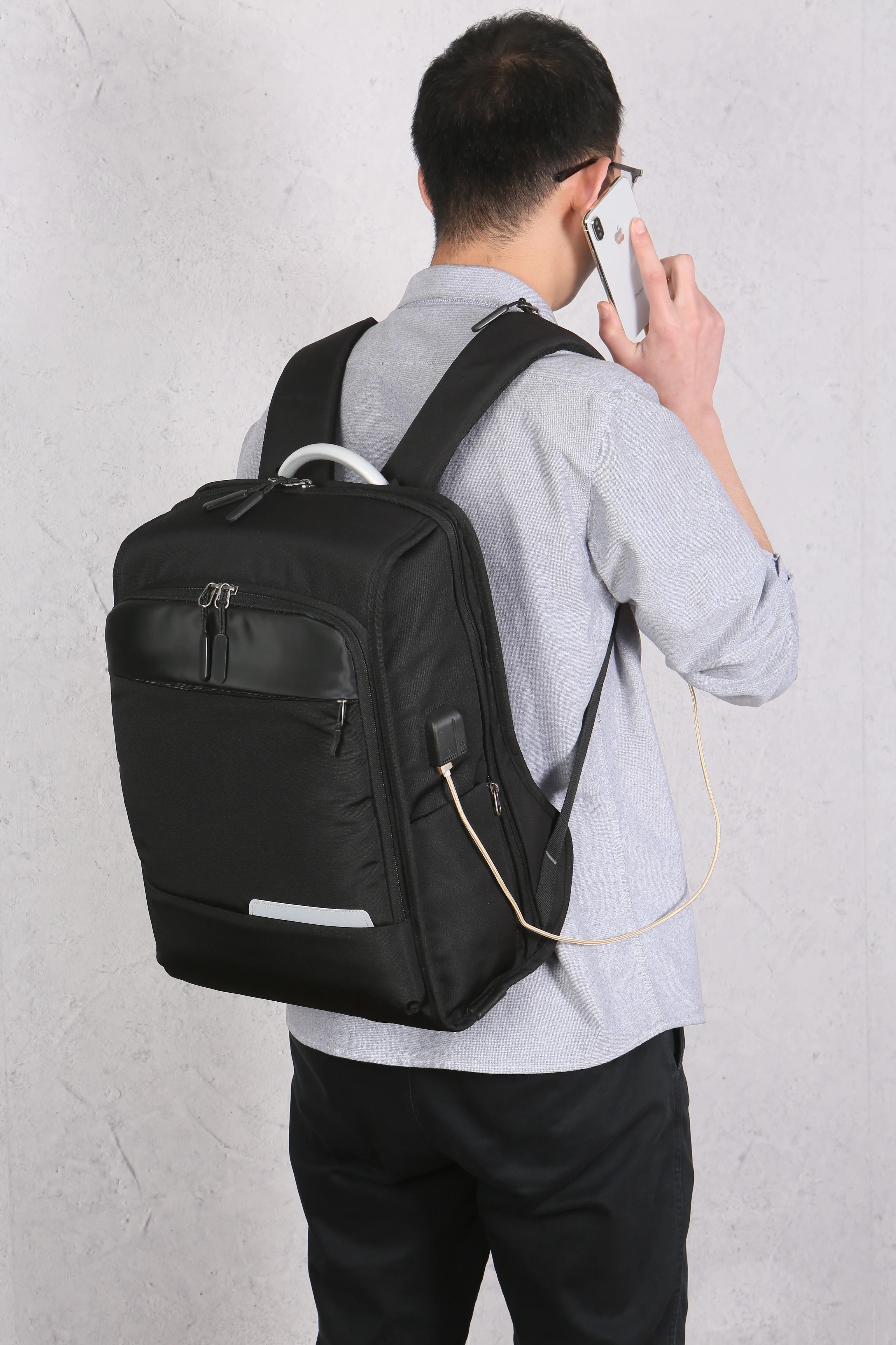 MZ BUSINESS BACKPACK2-FRONT 