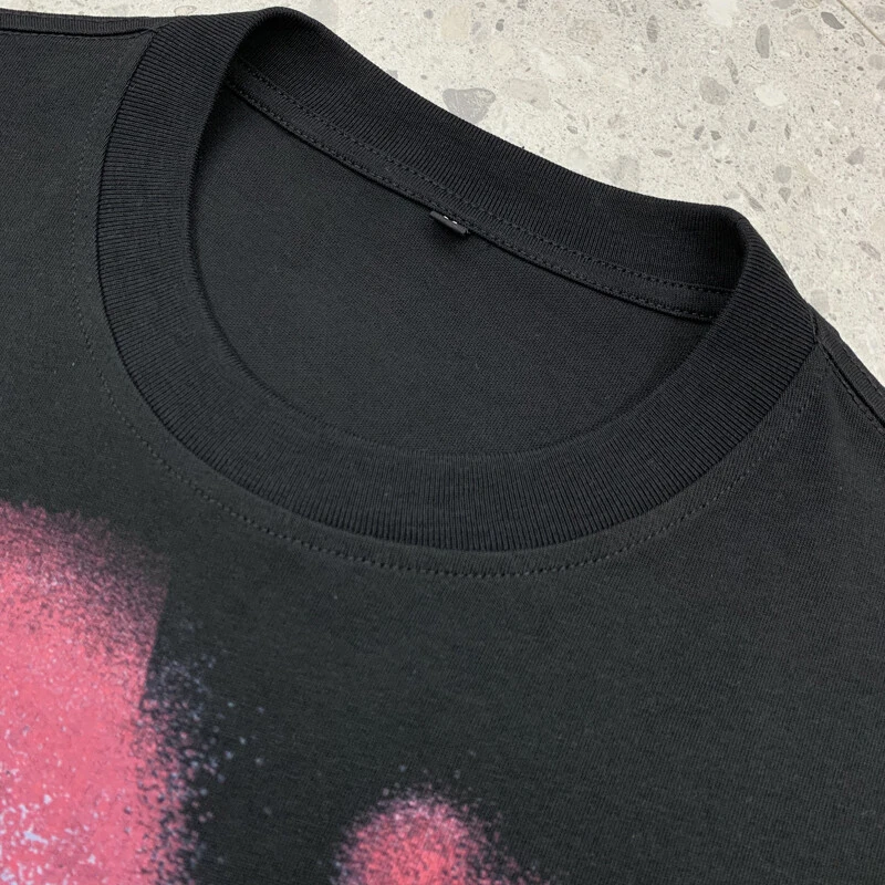 6.black heavyweight graphic t shirt for men