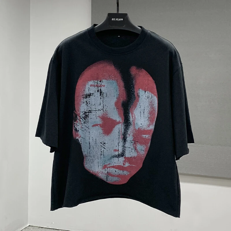 6.black heavyweight graphic t shirt for men