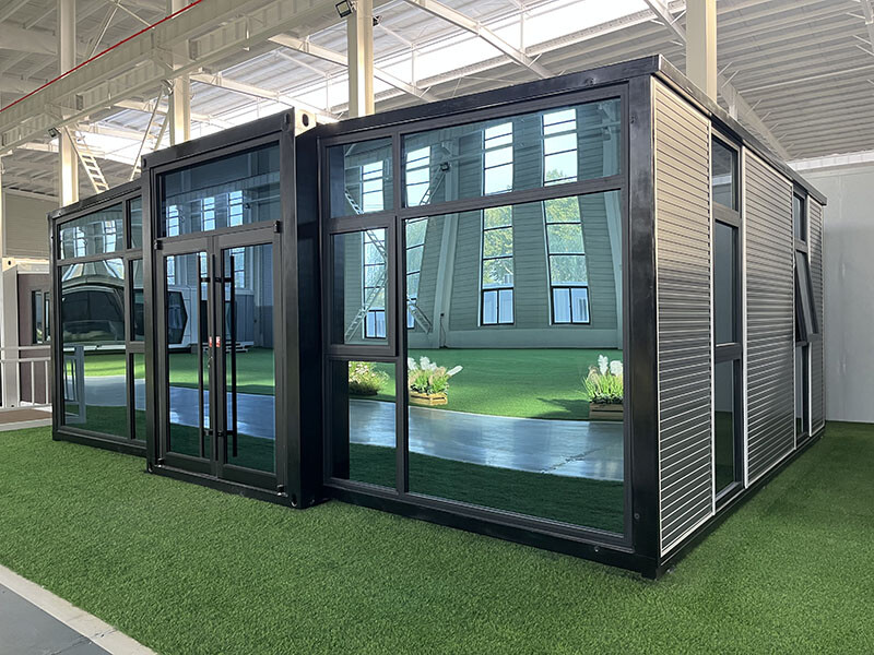 Customization Folding House