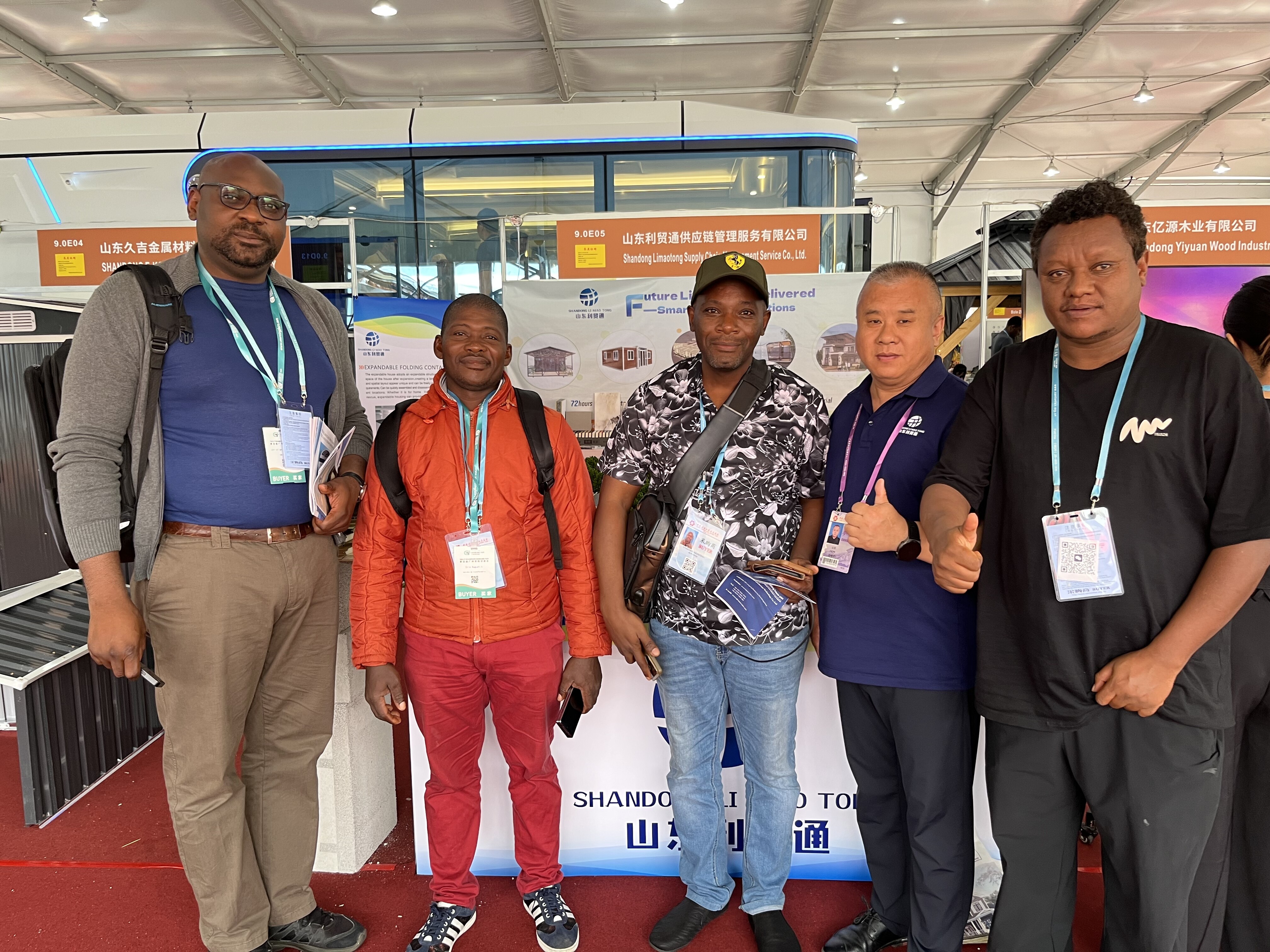 Shandong Limaotong Shining Segunda Feria de Cantón, las exposiciones de edificios prefabricados atraen innumerables miradas