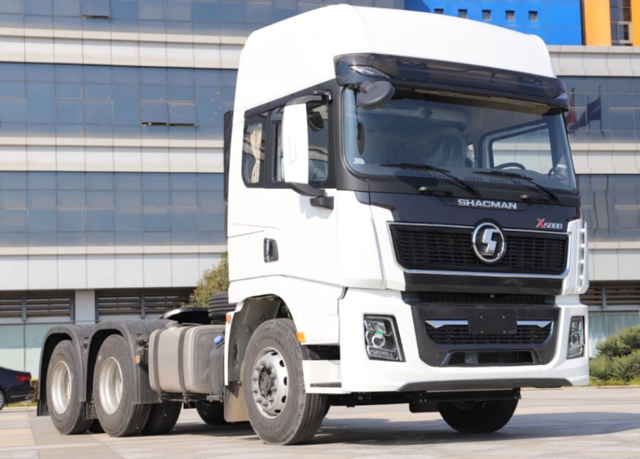 X5000 6X4 Тягач