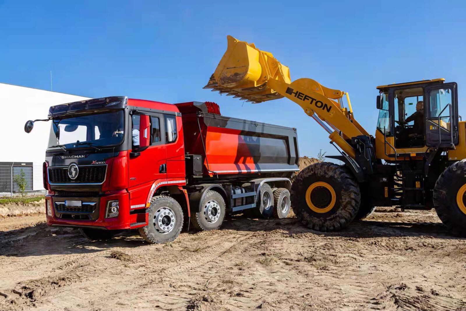 X5000 8x4 Самосвал X5000 8x4 Самосвал