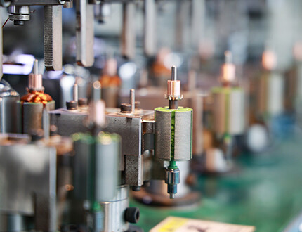 ¿Por qué la placa recubierta de color explota en el uso diario?