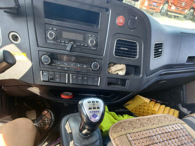 Автокран Weilong 12 тонн