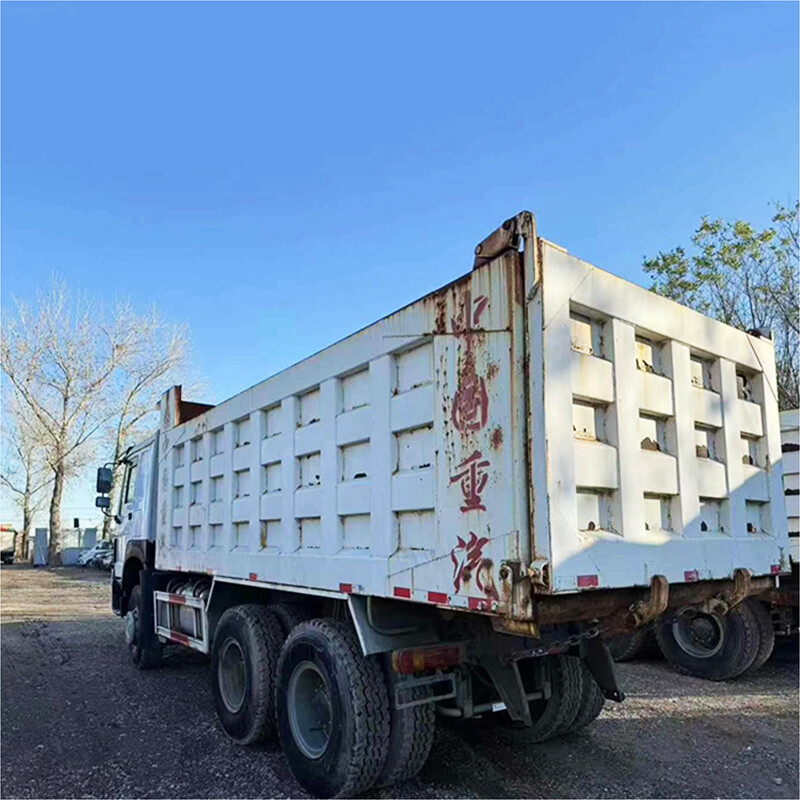 Самосвал Howo