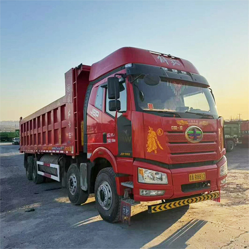 Самосвал Shacman