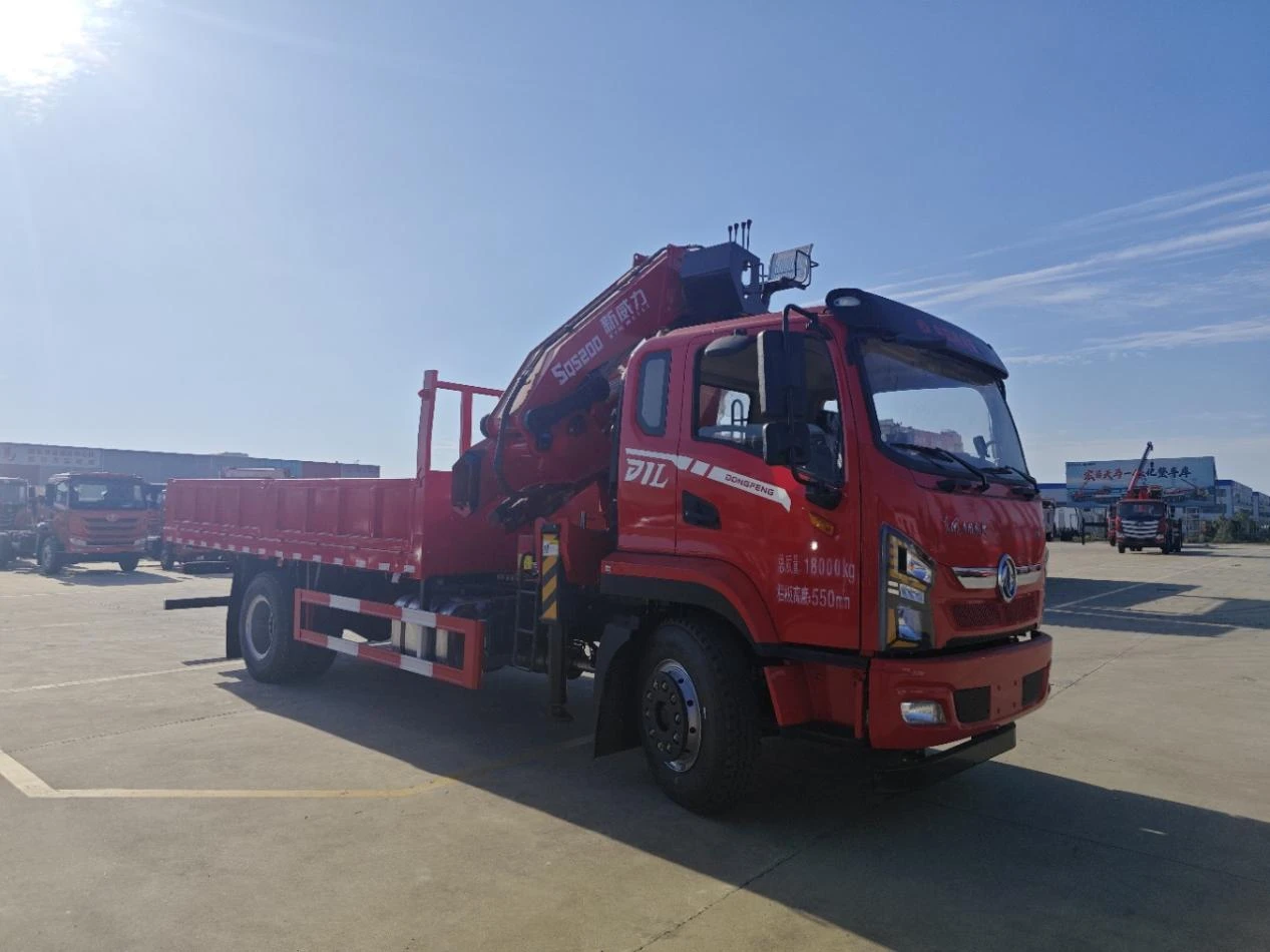 Автокран со складной стрелой 8TON