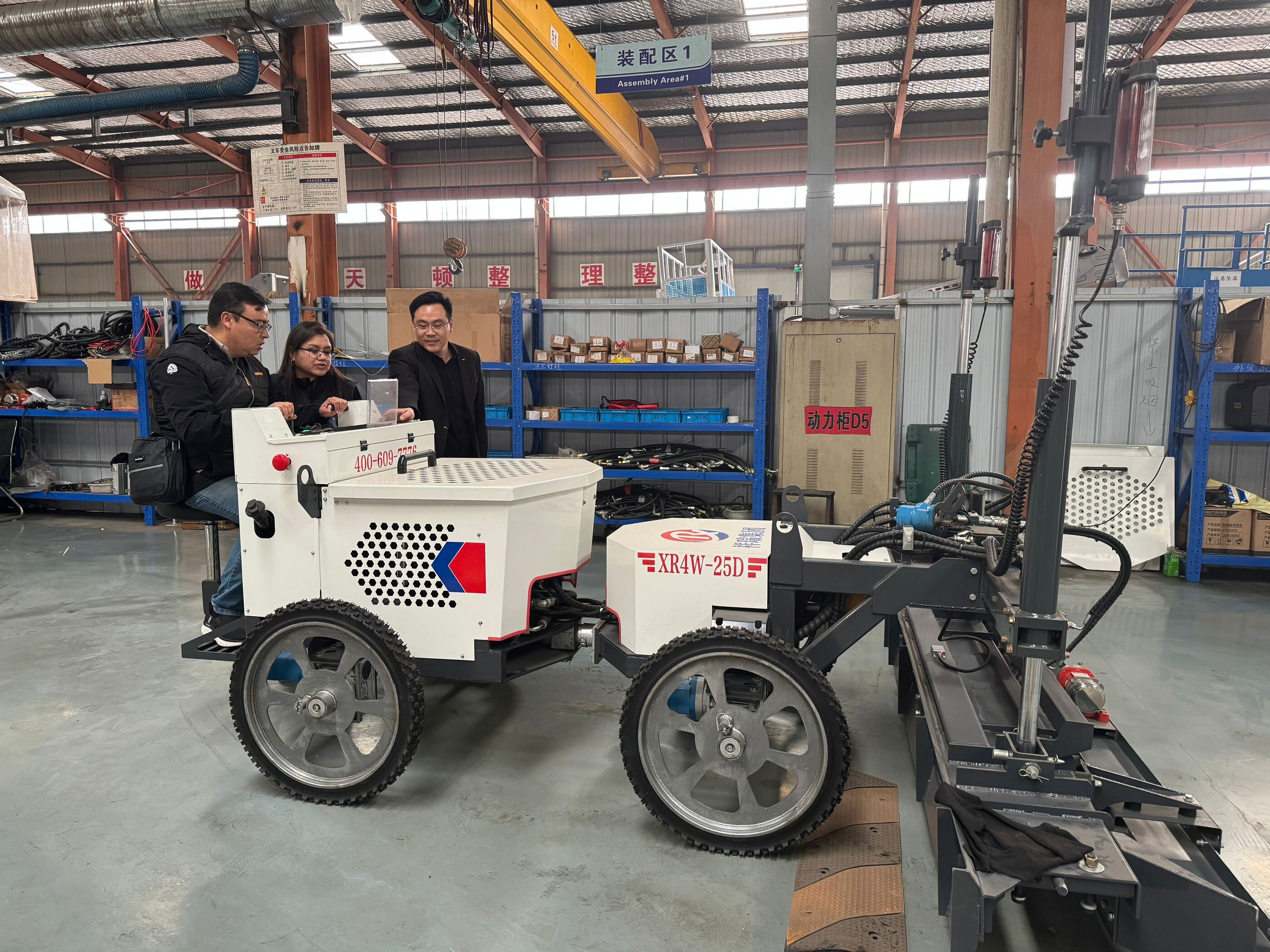 Visita de clientes guatemaltecos