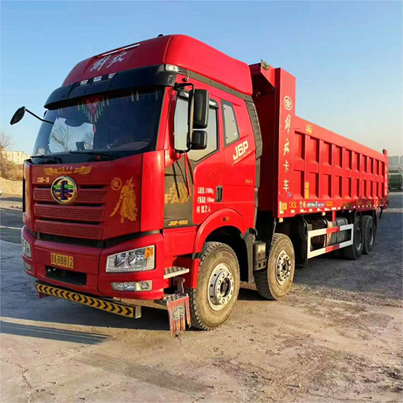 Camión volquete Shacman