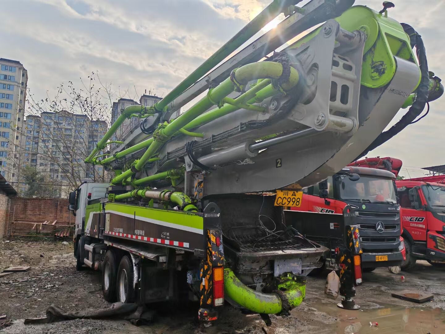 Camión bomba de hormigón 49M