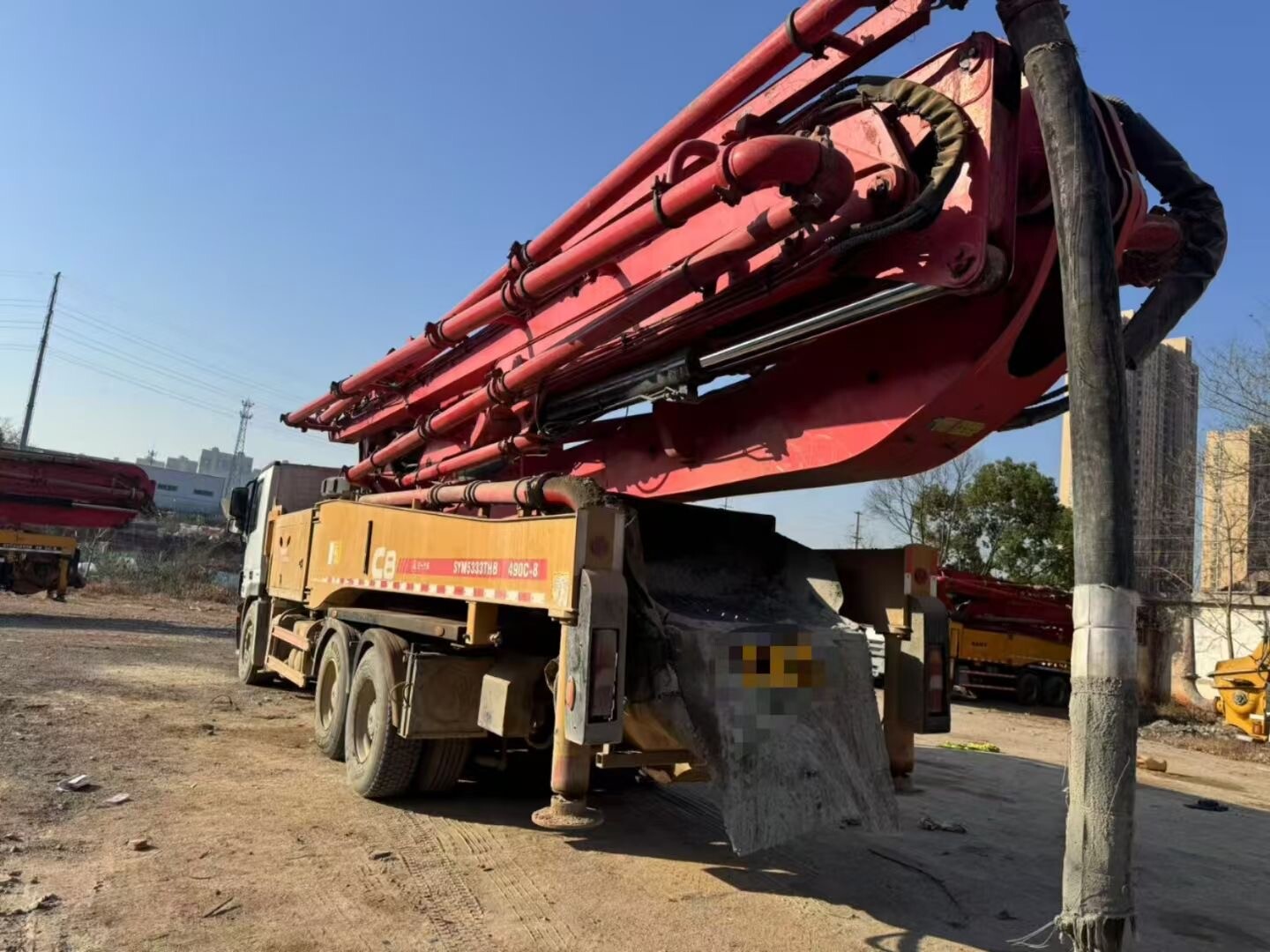 Camión bomba de hormigón 49M