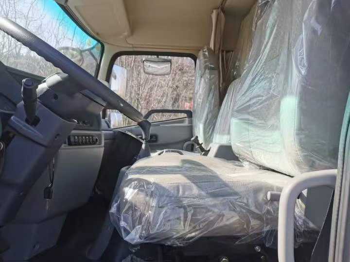 Camión tractor Dong Feng