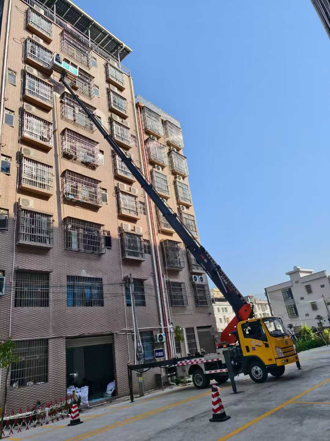 Plataforma aérea de trabajo sitio de uso del cliente