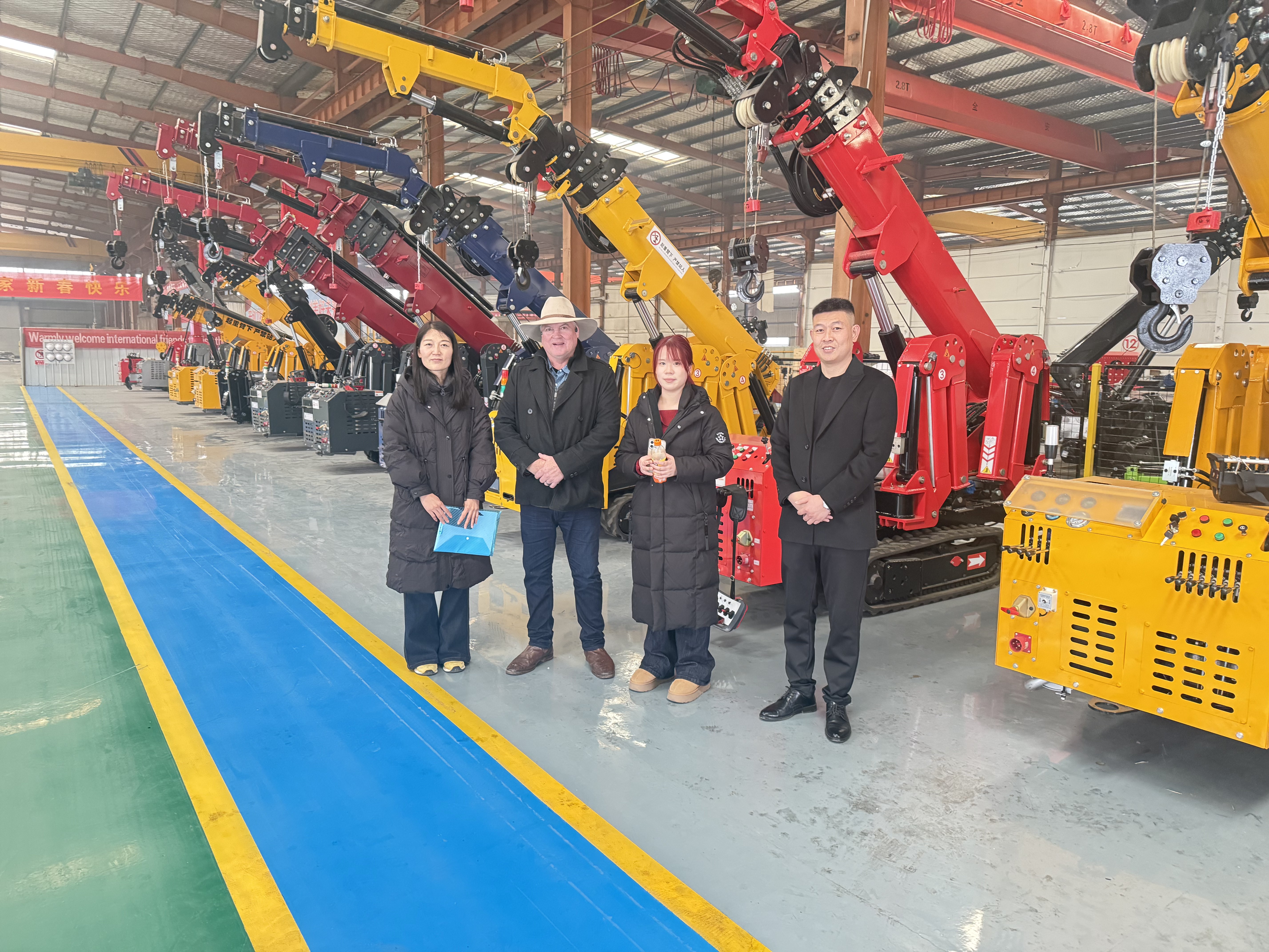 Clientes australianos visitan e inspeccionan nuestras instalaciones