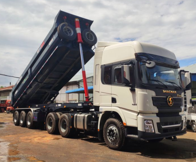 Тягач X3000 6X4