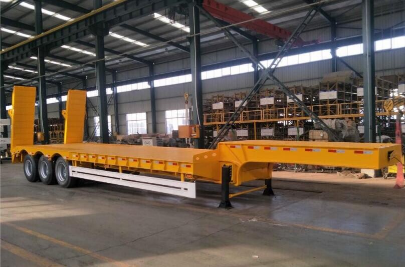 Низкорамный полуприцеп SHACMAN 3 оси