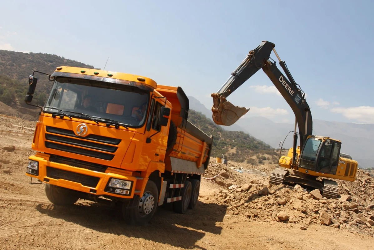 F3000 Самосвал 6x4