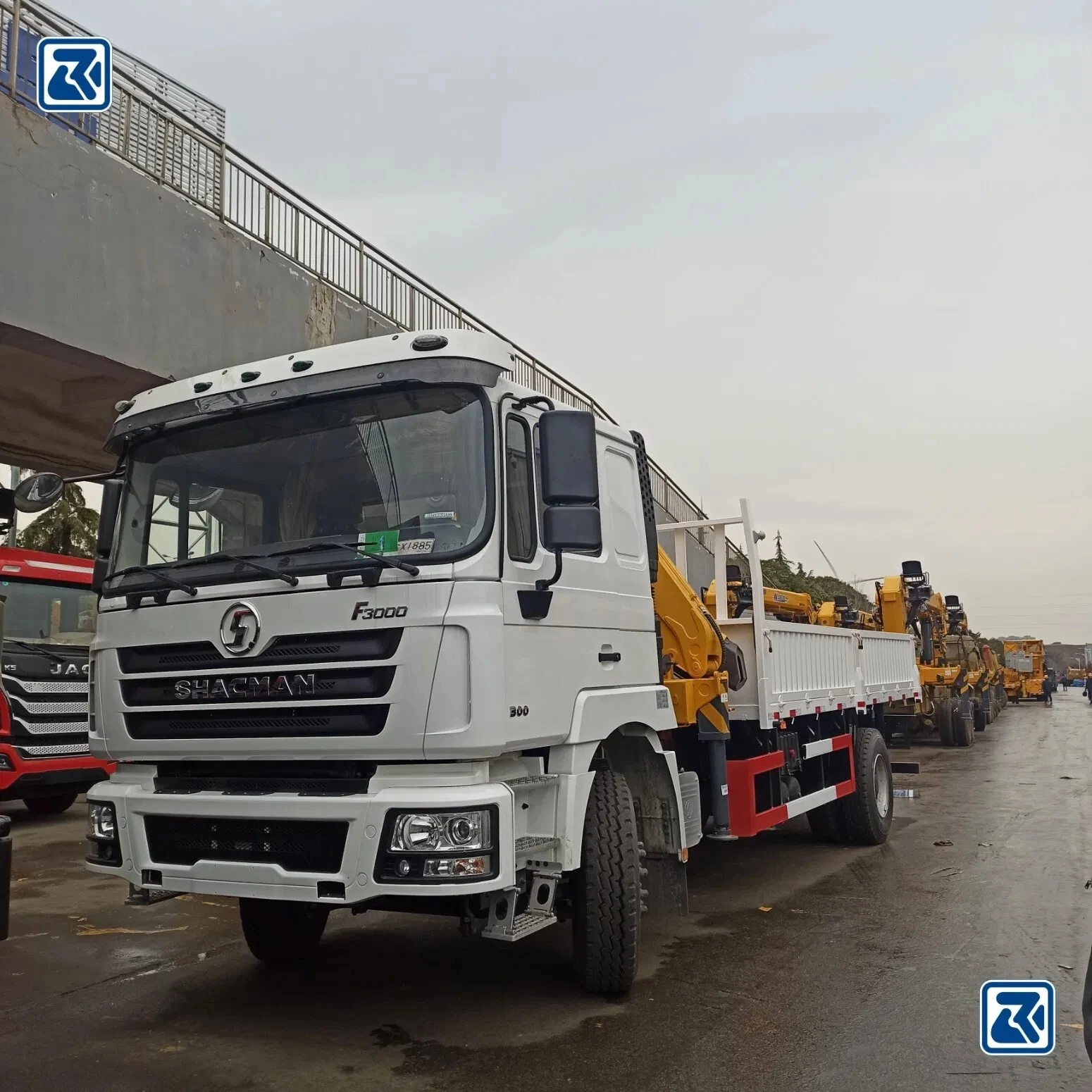F3000 Грузовик с краном 4x2