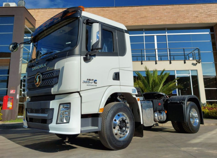 Тягач X3000 4x2