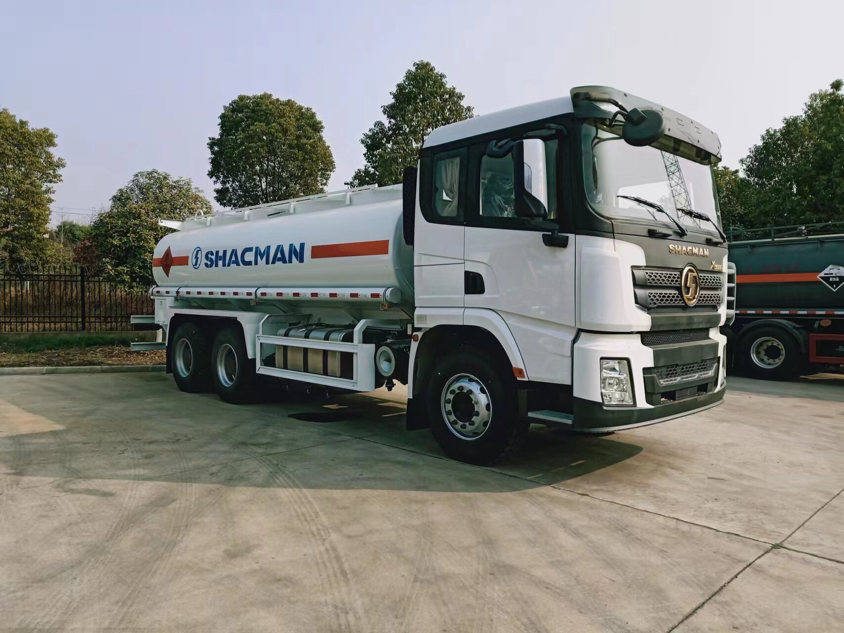 X3000 6X4 Автоцистерна для перевозки нефти