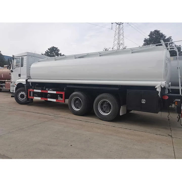 H3000 6×4 Автоцистерна для перевозки нефти