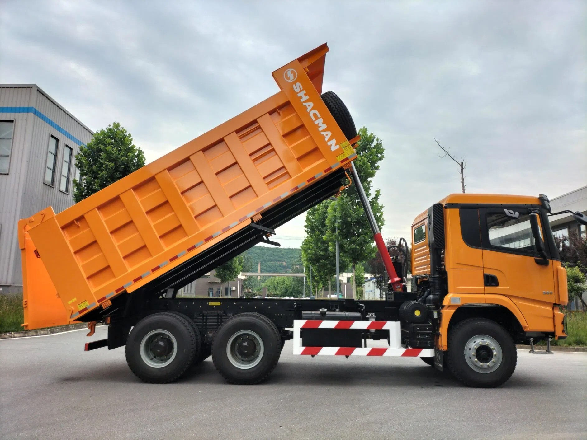  Самосвал X3000 6x4